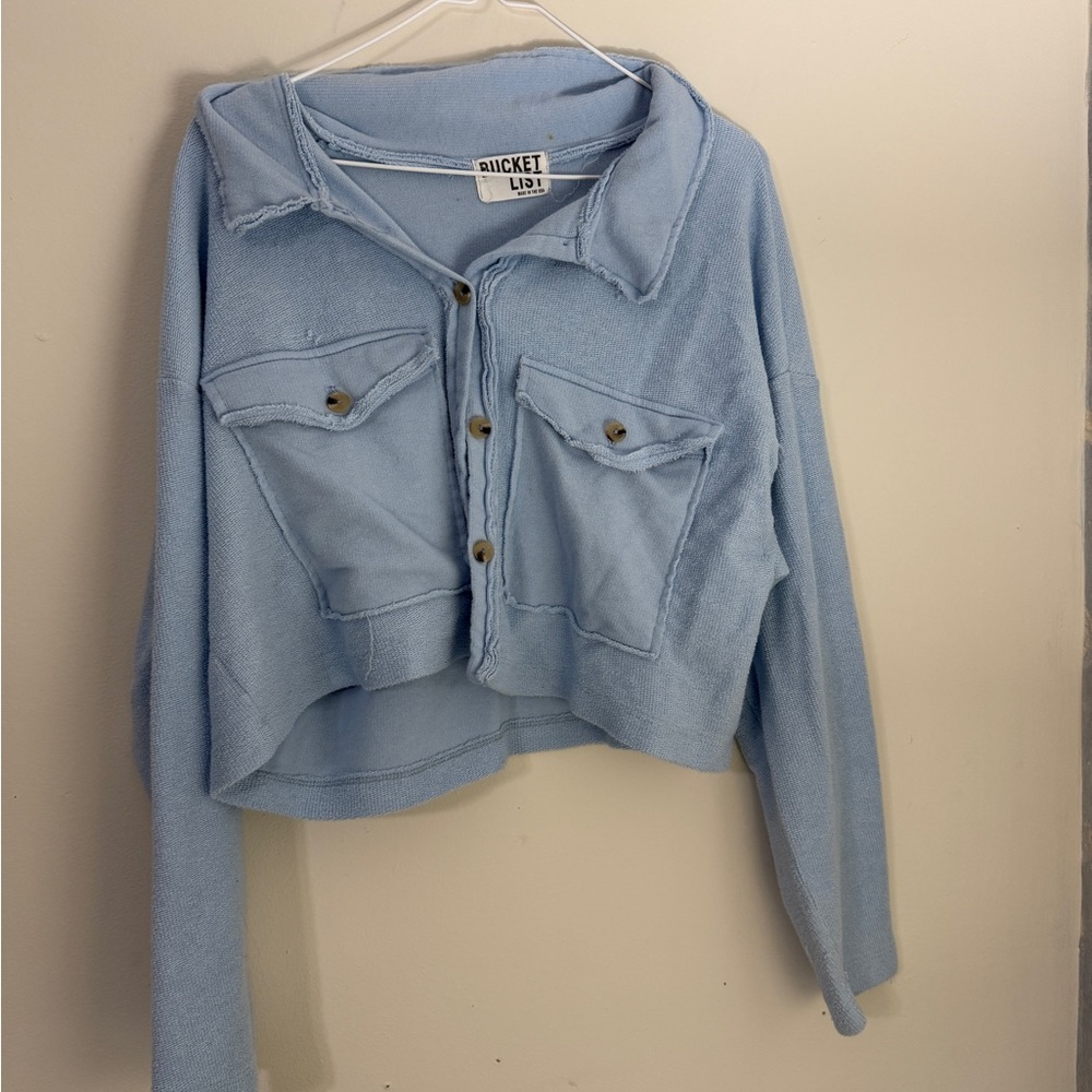 BUCKETLIST Blue Sweater with Cropped Denim Style